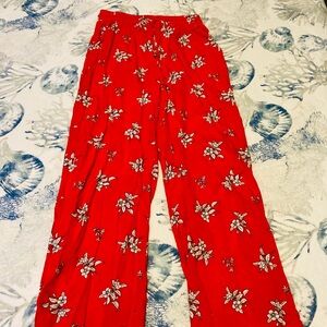 Floral Red Women's knit Pants size small